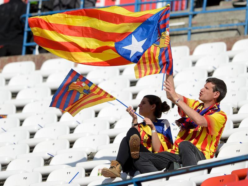 Uefa Fine Barcelona 150k Euros For Catalan Separatist Flags In Camp Nou Football News