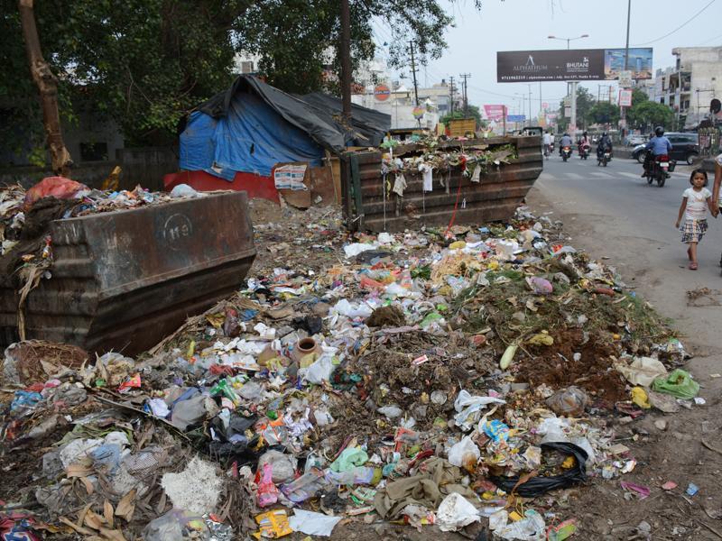 Ghaziabad residents may be charged for disposal of garbage - Hindustan ...