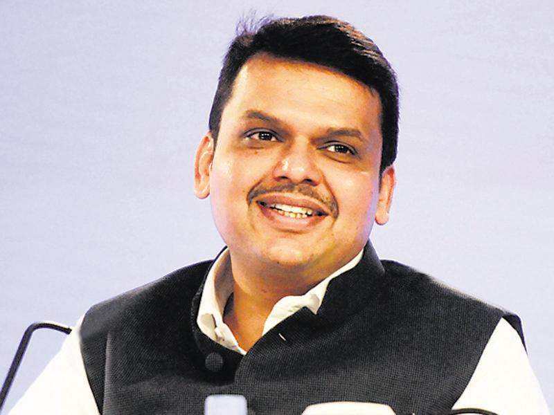 CM Fadnavis attempts to calm angry Dalits | Mumbai news - Hindustan Times