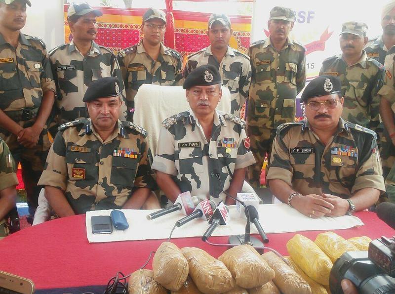 BSF seizes 15-kg heroin in Ferozepur sector | Hindustan Times
