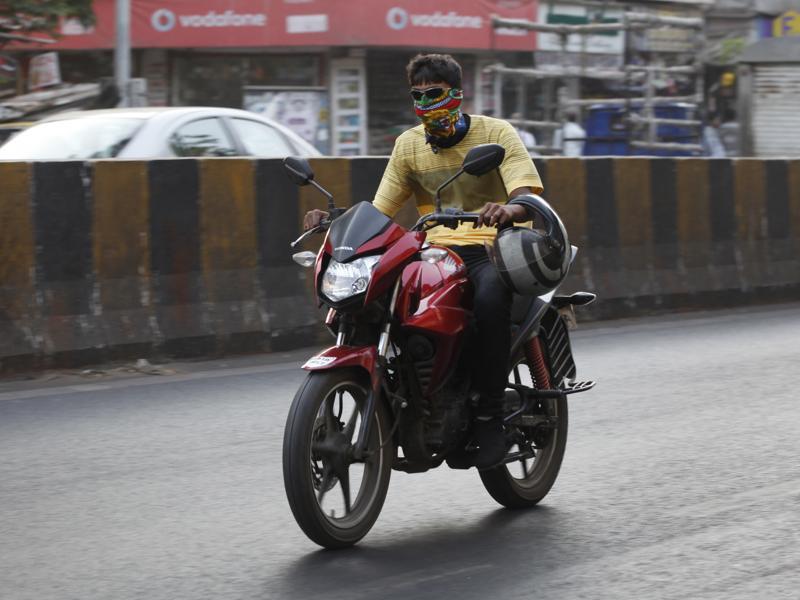 Use of helmets requires behavioural change Mumbai transport