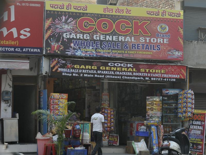 Defying Ut Admn Orders Crackers Still Being Sold At Attawa Hindustan Times