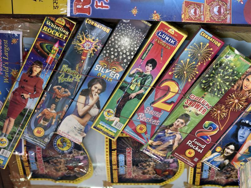 Ben 10 Sunny Porn - Ben 10, Kareena Kapoor cracker covers add to Diwali flavour | Latest News  Delhi - Hindustan Times