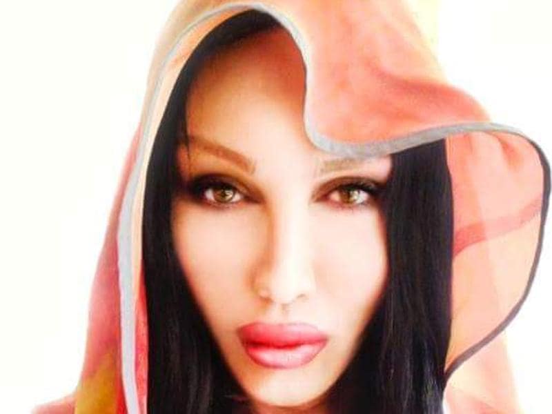 Pete Burns Dead: 'You Spin Me Round' Singer Dies at 57