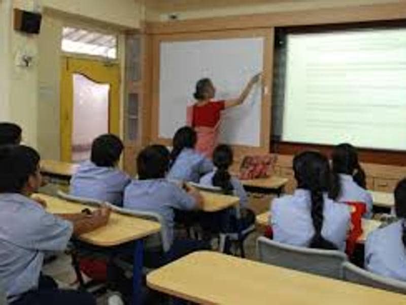 Maharashtra encourages schools to participate in Cambridge university