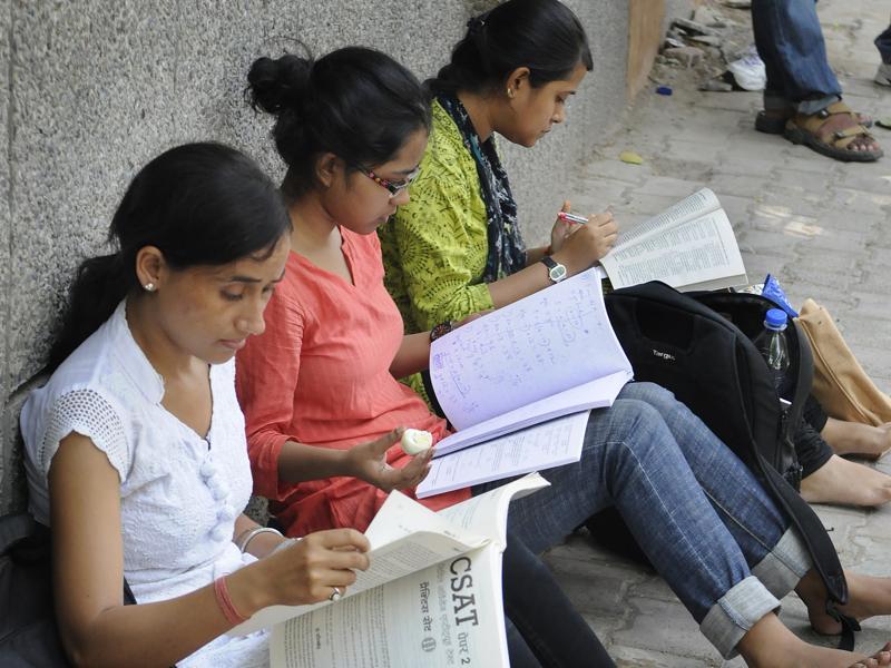 panel-report-on-age-limit-in-cs-exam-under-consideration-upsc