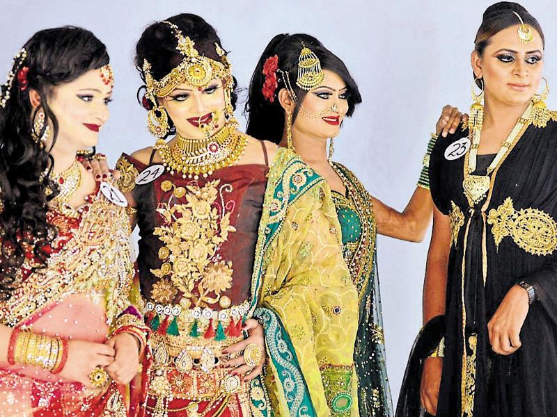 Breaking mould Transgenders’ showstopping act at PU fashion show Hindustan Times