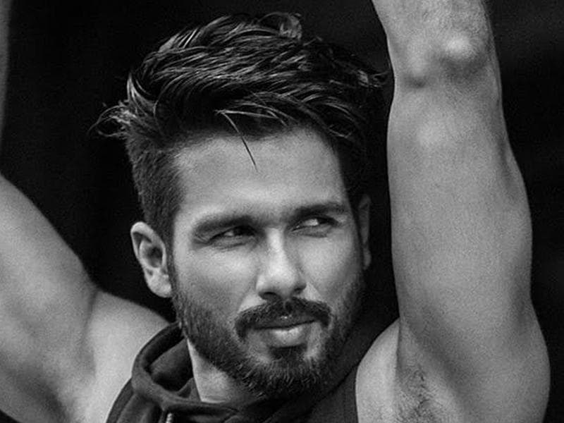 Shahid Kapoor's asymmetrical look and 4 other trendy short hair cuts for  men to try this wedding season | GQ India