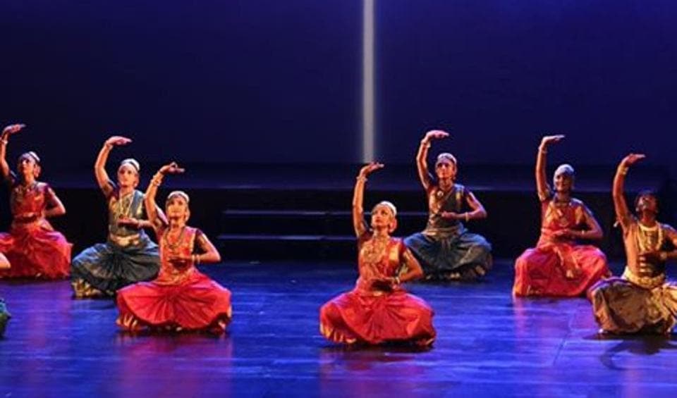 International Odissi Dance Festival: Solos, Duets and Groups Dominate the  Third Day - India Whispers
