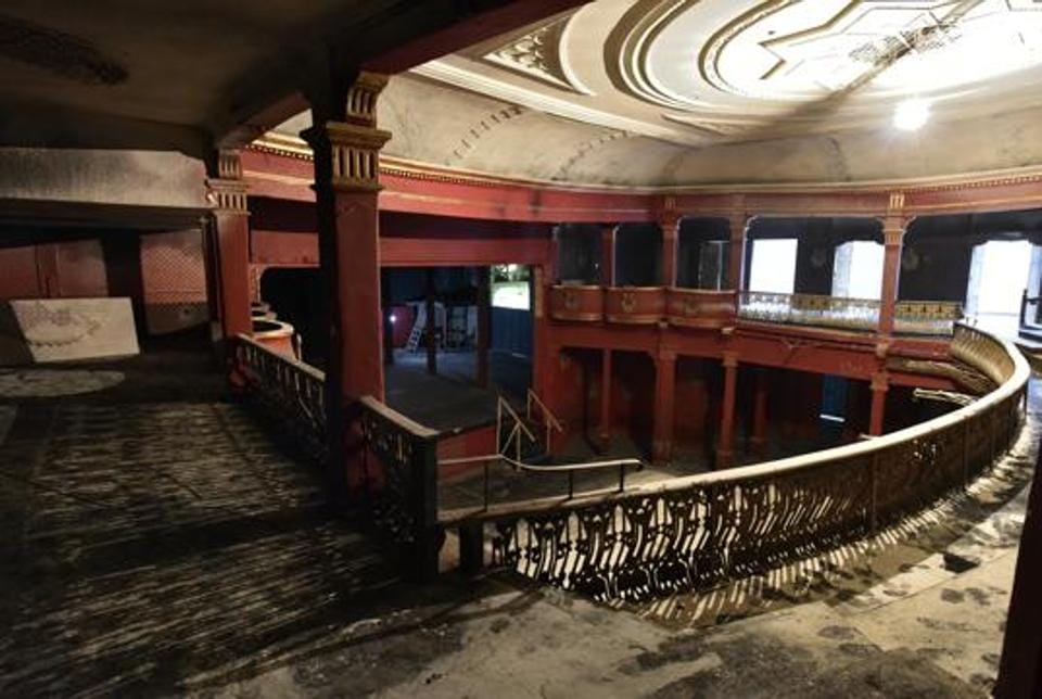 Catching a glimpse of the history of Mumbai Hindustan Times