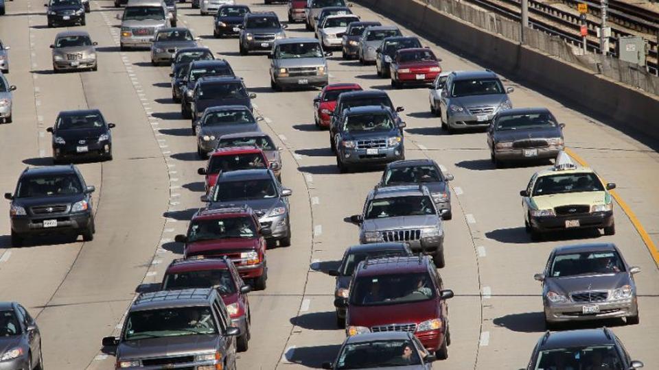 US unveils ‘Vehicle-to-Vehicle’ communication plan for cars to talk to ...