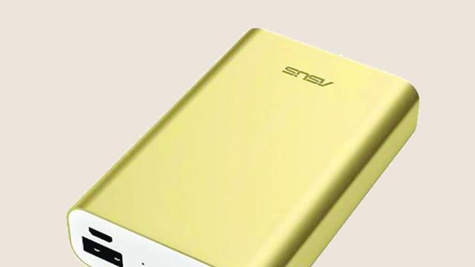 power bank in hand luggage indigo