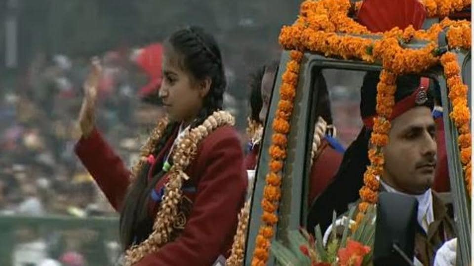 Bravery Award Winning Children Cheered At Republic Day Parade Latest 