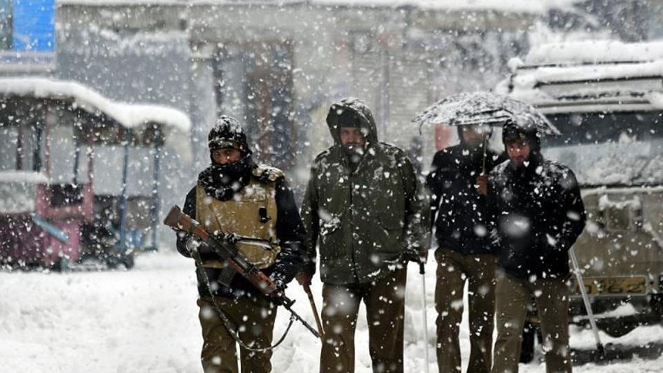 Ten Soldiers Killed, Several Missing After Avalanches Hit Kashmir’s ...