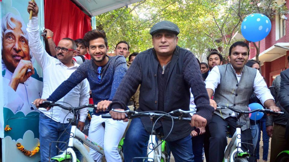 Actor Piyush Mishra s session at Kirori Mal College was a laugh
