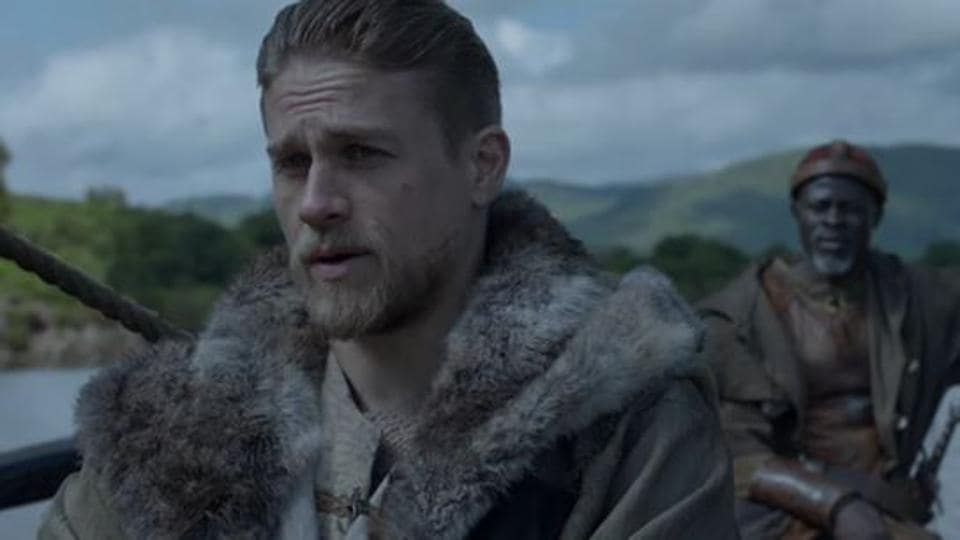 King Arthur: Swords and insanity take centre stage in new trailer ...