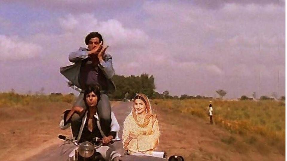 Oscars to Sholay, Shashi's everywhere: Anushka Sharma has the funniest  Phillauri memes | Bollywood - Hindustan Times