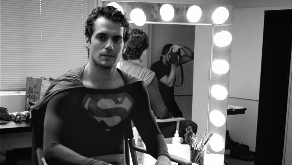 Henry Cavill Superman Pictures, First Look