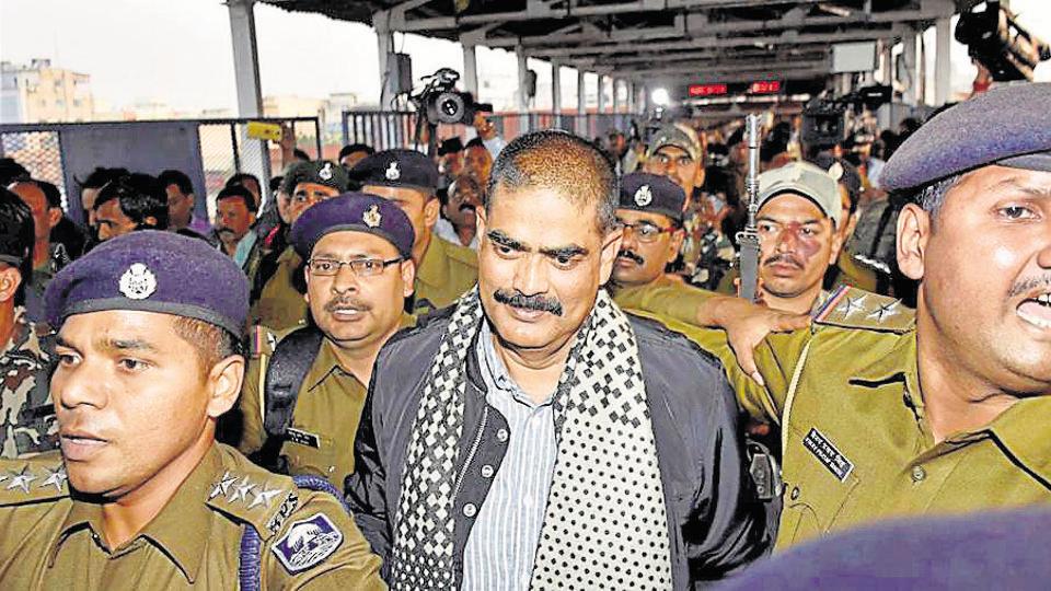 Jamshedpur court acquits exparliamentarian Shahabuddin in triple