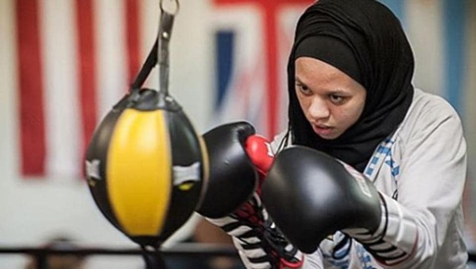 US boxer Amaiya Zafar makes history by wearing hijab during fight