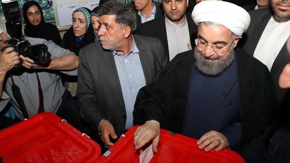 Hassan Rouhani Leads Iran Presidential Race, Expected To Win | World ...