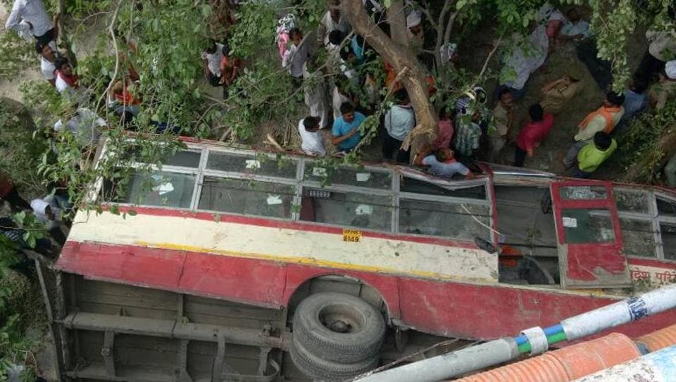 UP Eight killed, 30 injured after bus falls into river from bridge in