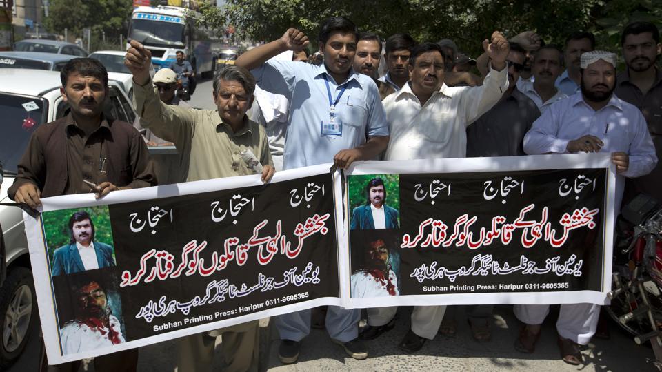 Pakistani journalists face threats from militants, criminals, military ...