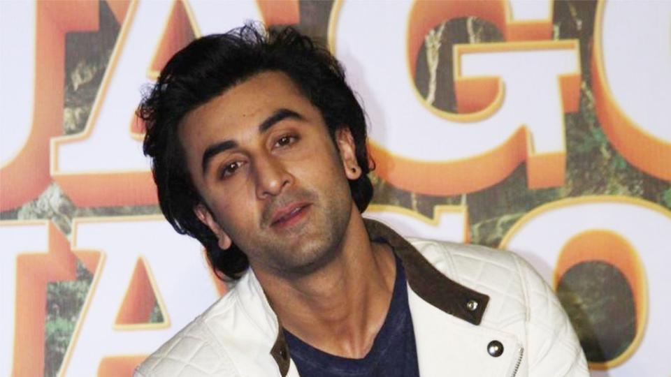 Grateful to SRK for remembering his promise of Rs. 5000: Ranbir Kapoor ...