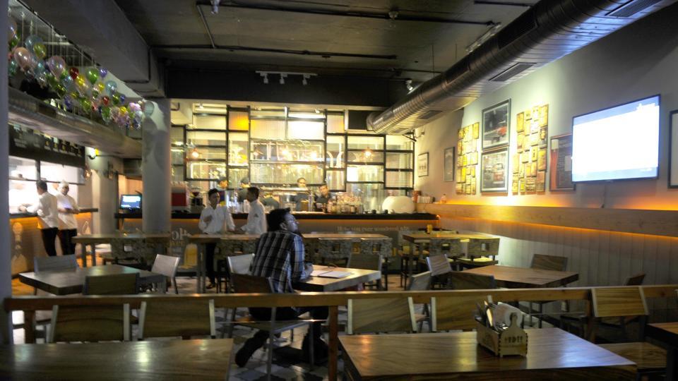 SC liquor ban on highways set to hit Bengaluru’s pubs, bars and