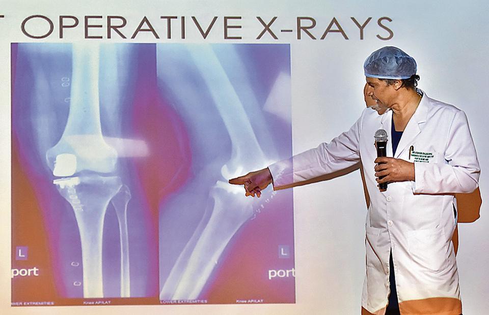 Knee Replacement Cost In Kolkata Gurgaon: Elderly from Kolkata receives country’s first robotic knee