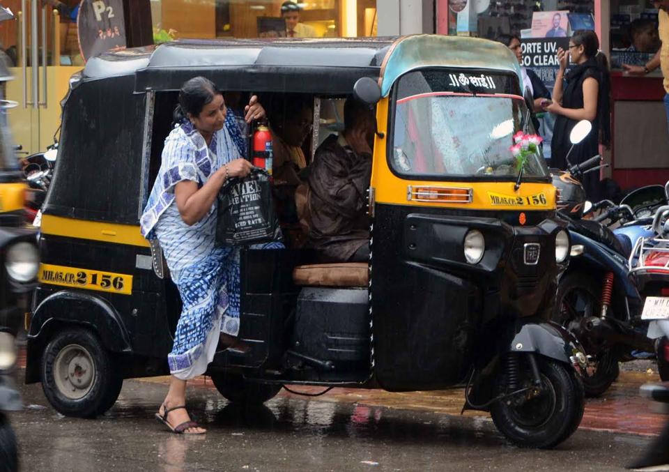 maharashtra-rtos-update-their-software-auto-and-taxi-drivers-can-t