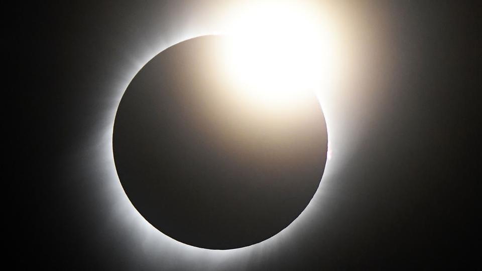 Photos US dazzled by once in a lifetime total solar eclipse