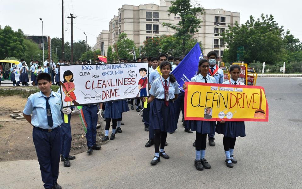 Noida schools to hold swachhta drive on Gandhi Jayanti | Hindustan Times