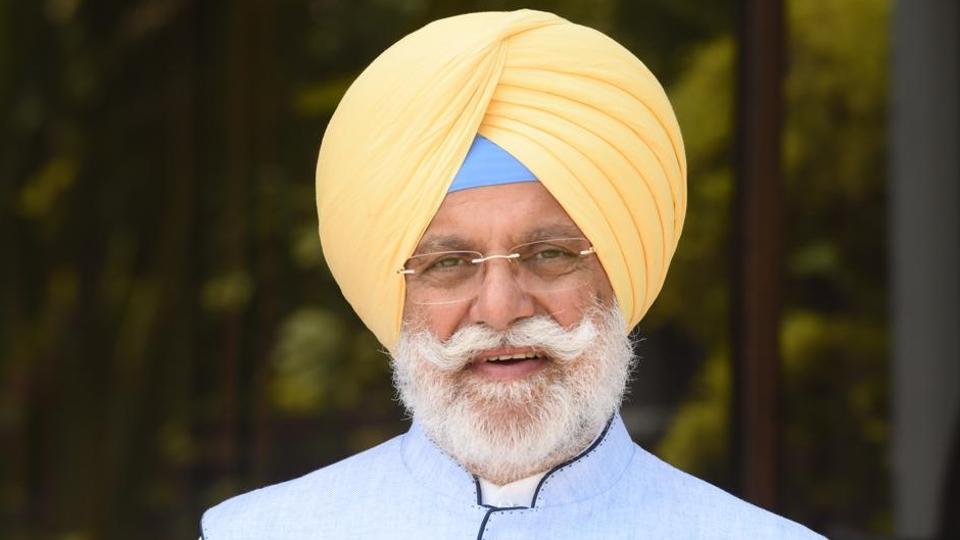 Blatant violation of bidding terms in awarding mines: Narang panel