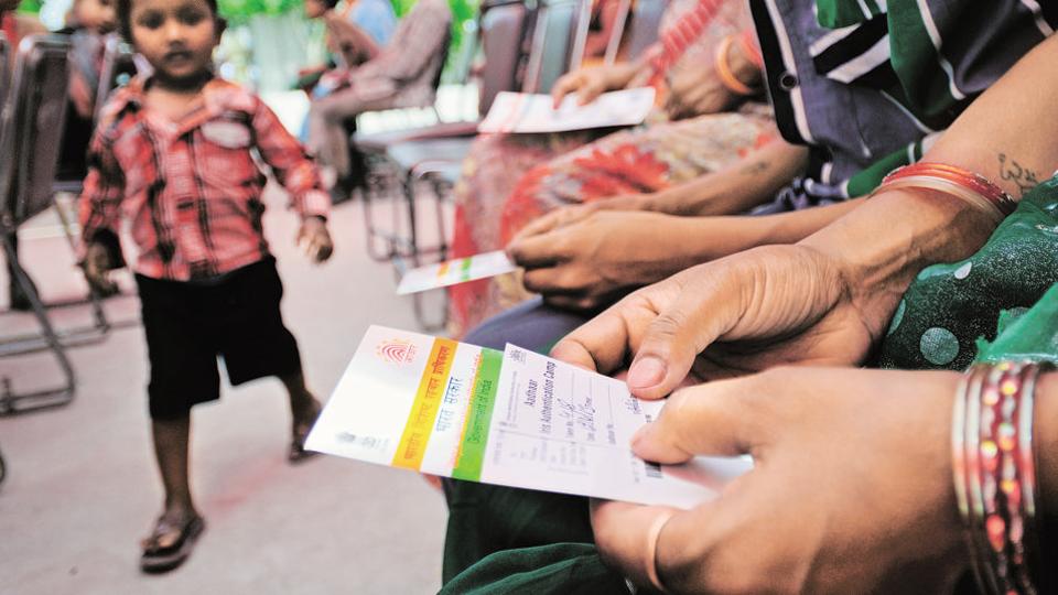 Aadhaar case: SC pulls up Bengal govt, says let Mamata Banerjee file a ...