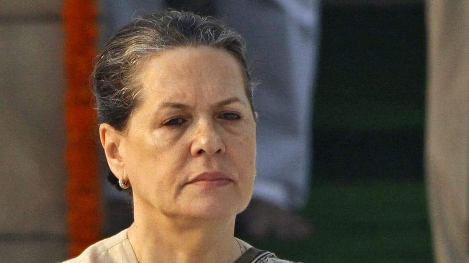 Sonia Gandhi Real Name And History In Hindi