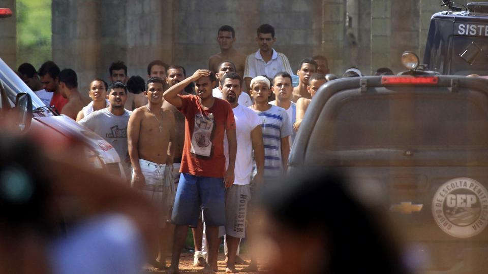 Hundreds of Brazilian Prisoners Escape After Prison Riot Over