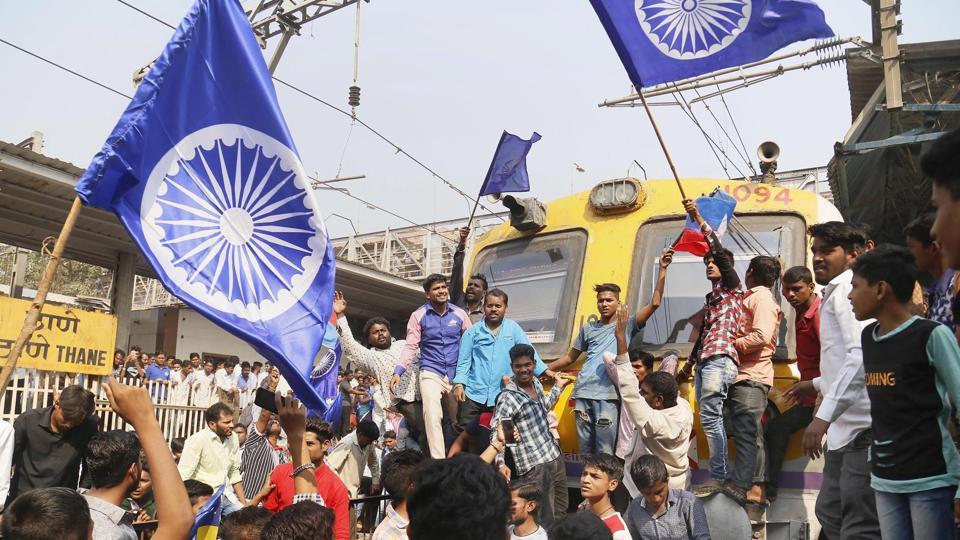 Bandh called off after violent Dalit protests in Mumbai, other parts of