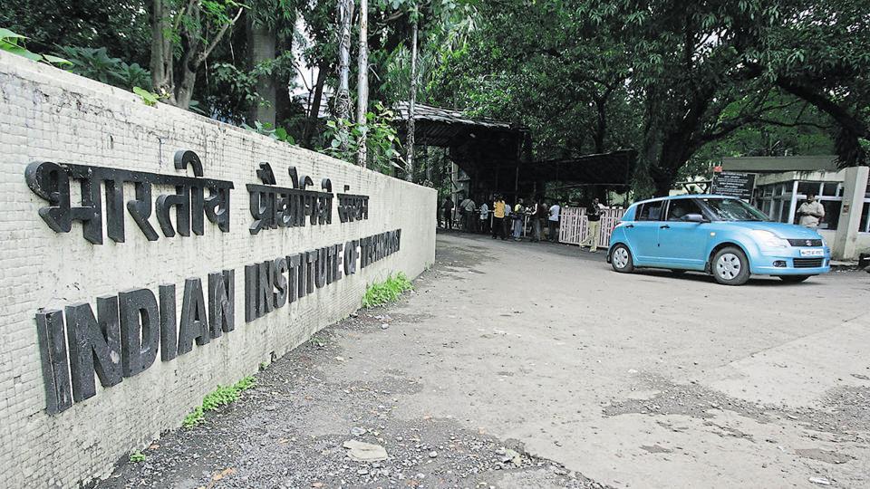 Plan to add 1,000 IIT seats, but institutes say there is no room