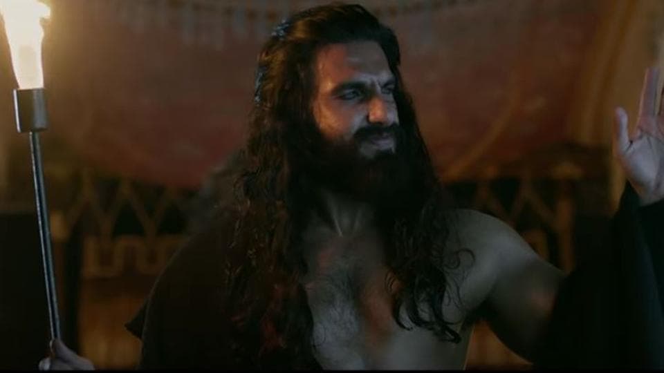 Padmaavat Video Of Ranveer Singh Jim Sarbh S Binte Dil Released Watch It Here Hindustan Times Binte dil lyrical video with english meaning. padmaavat video of ranveer singh jim