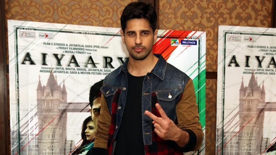 After Aiyaary Sidharth Malhotra To Star In The Remake Of Hit Kannada Film Kirrik Party Hindustan Times Sidharth malhotra manoj bajpayee rakul preet singh anupam.aiyaary (neeraj pandey, 2018) 6/10. after aiyaary sidharth malhotra to