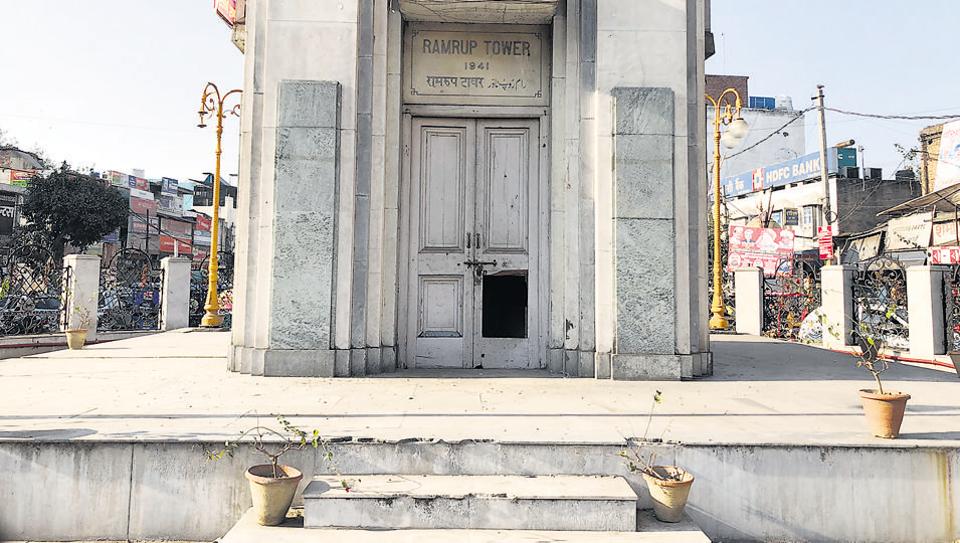 Delhiwale The forlorn clock tower Latest News Delhi Hindustan Times