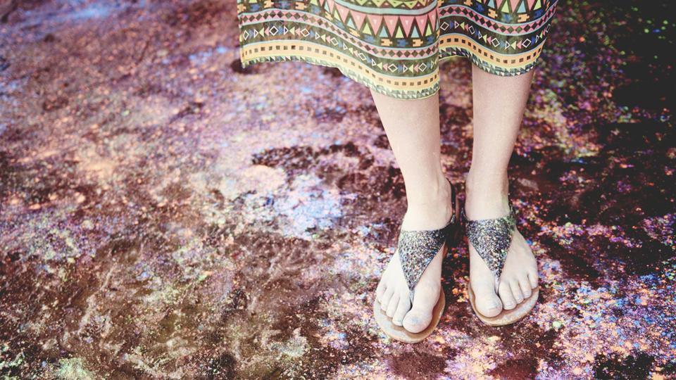 Don't slip or trip: Here's your guide to the right Holi ...