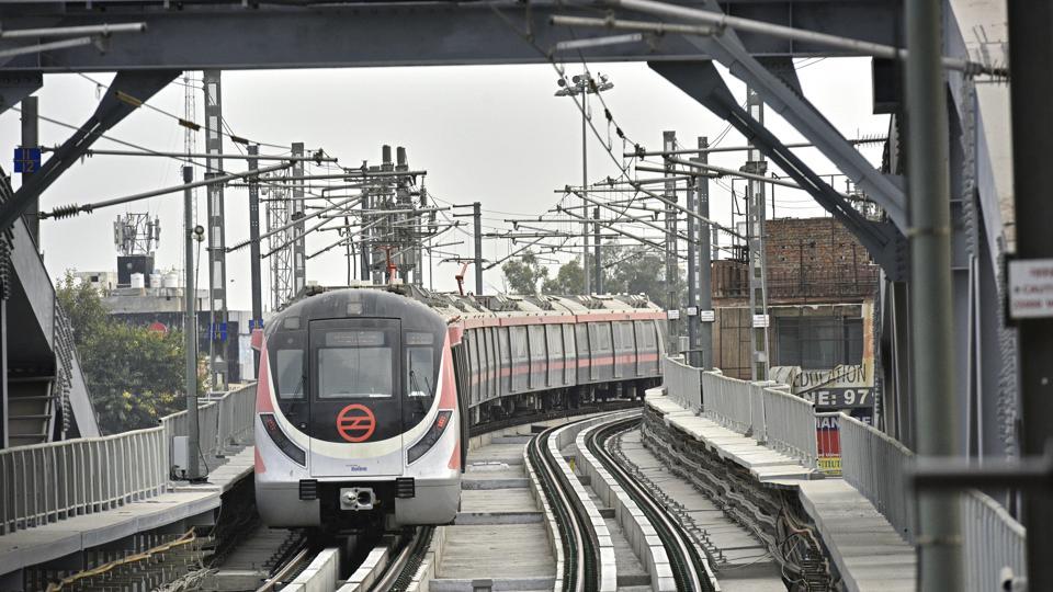 Metro’s Pink line inaugurated, Kejriwal says Delhi govt will soon clear PhaseIV Latest News