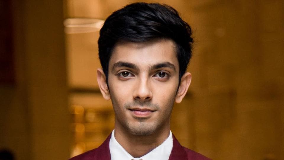 Anirudh Ravichander has composed the music for the upcoming Nayanthara film, Kolamavu Kokila. Anirudh Ravichander has composed the music for the upcoming Nayanthara film, Kolamavu Kokila.