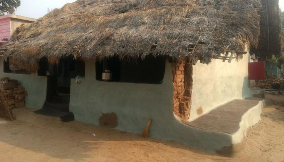 new-odisha-planning-board-member-lives-in-thatched-house-seeks-a-pucca