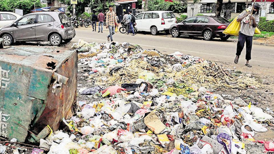 Ragpickers to help collect e-waste in Doon - Hindustan Times