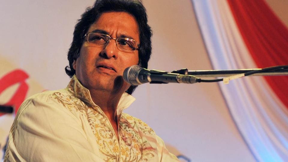 Ghazal singer Talat Aziz, who made his Bollywood debut in Fitoor, is open to more roles | Bollywood - Hindustan Times