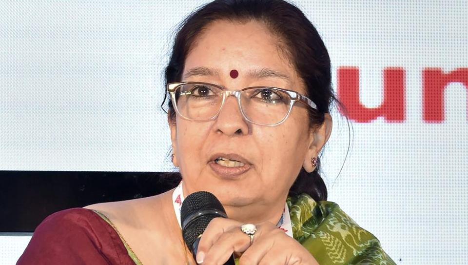 Axis Bank CEO Shikha Sharma asks Board to shorten her next term to end of 2018 Hindustan Times