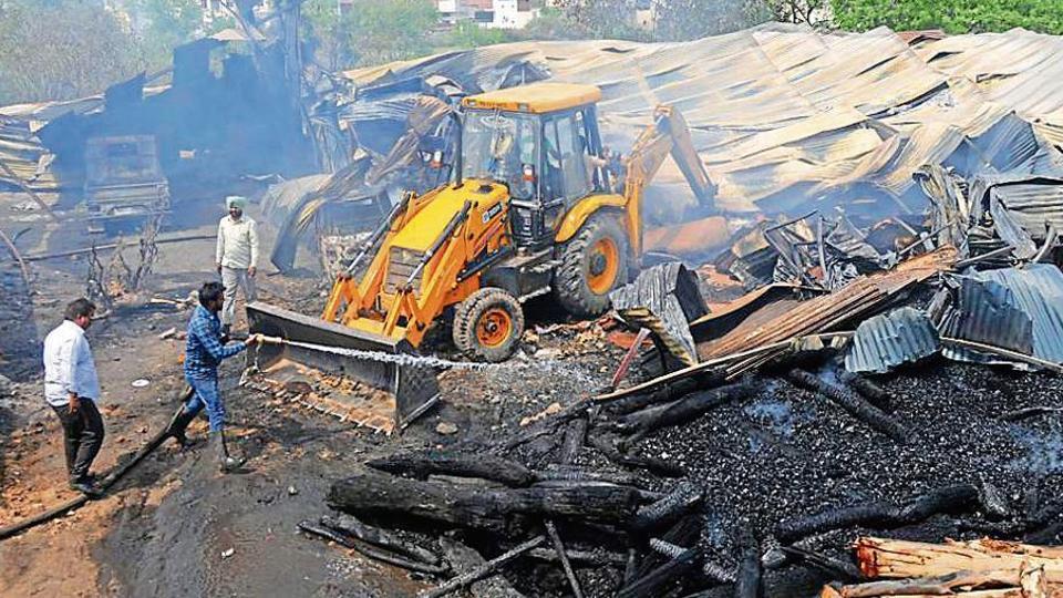 50 shops gutted at Lakhnour furniture market in Mohali Hindustan Times